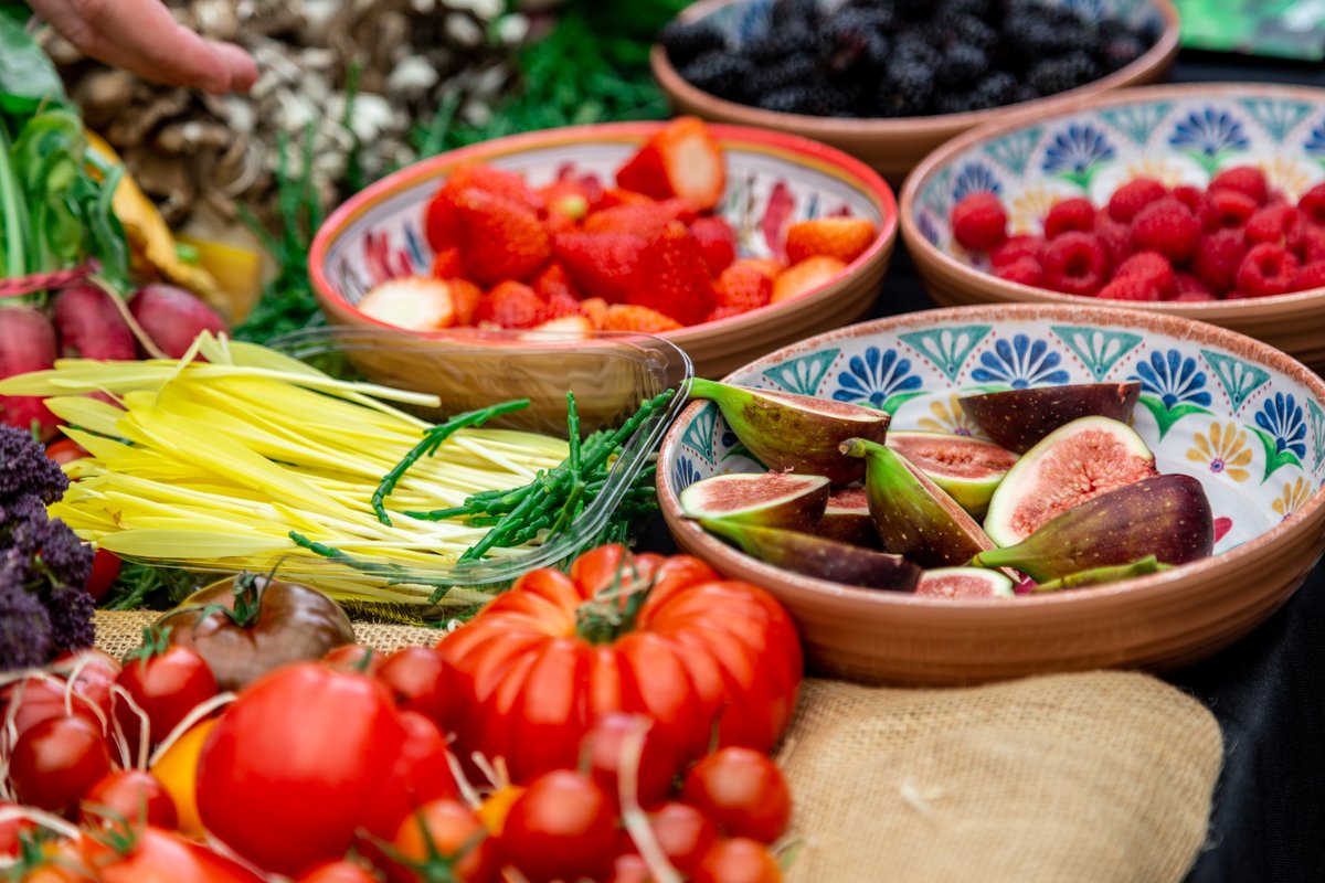 The final day in #GoodFoodWeek celebrated a week focussed on sustainability, food poverty &amp; food waste &amp; highlights inc the House bake-off &amp; bushtucker trial.
Thank you to @Thomas_Franks_ for their enthusiasm &amp; expertise in making this week - the first of it's kind - a success🎉