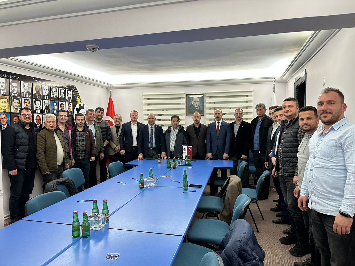 refah_yenisehir's tweet photo. Başta Yenişehir ticaret ve sanayi odası Yönetim kurulu  başkanımız Orhan Torun ve tüm meclis üyesi arkadaşlarıma  samimi desteklerinden dolayı, şahsım ve Yeniden #Refah Partisi teşkilatları adına şükranlarımı sunuyorum. 

Ümit YILGIN
Bursa 2.Bölge millet vekili adayı https://t.co/esM6rTff4D