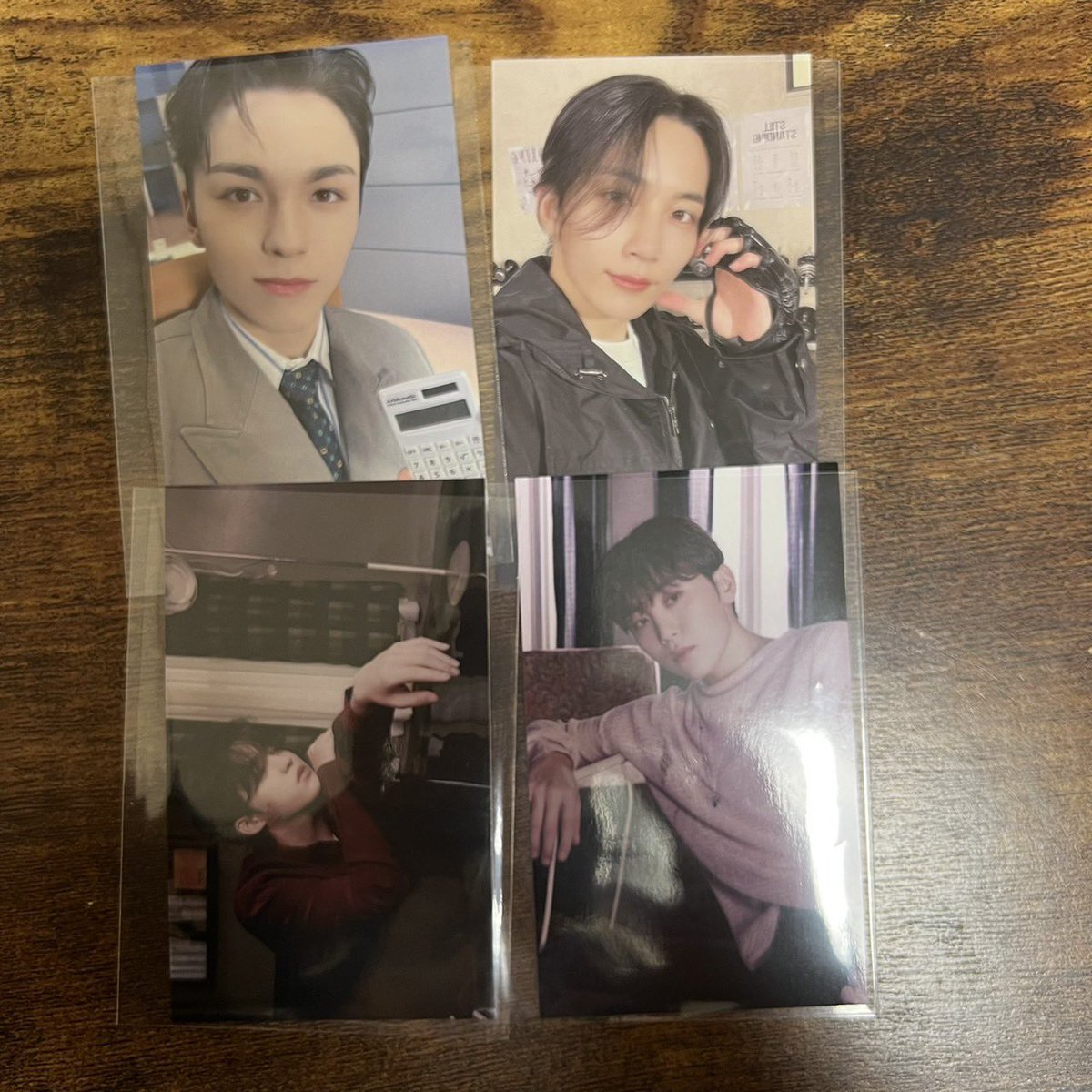 minghaosuki88's tweet photo. SEVENTEEN fml 特典 トレカ 交換 ユニバ特典 タワレコ特典

《譲》画像のもの
エスクプス ジョンハン スングァン バーノン
《求》画像2-3枚目
ミンハオ ホシ

タワレコ特典ミンハオ⇒HMVミンハオ、ホシの優先度で求めています！
気軽にお声がけください＾＾ https://t.co/umzT8ESmCW