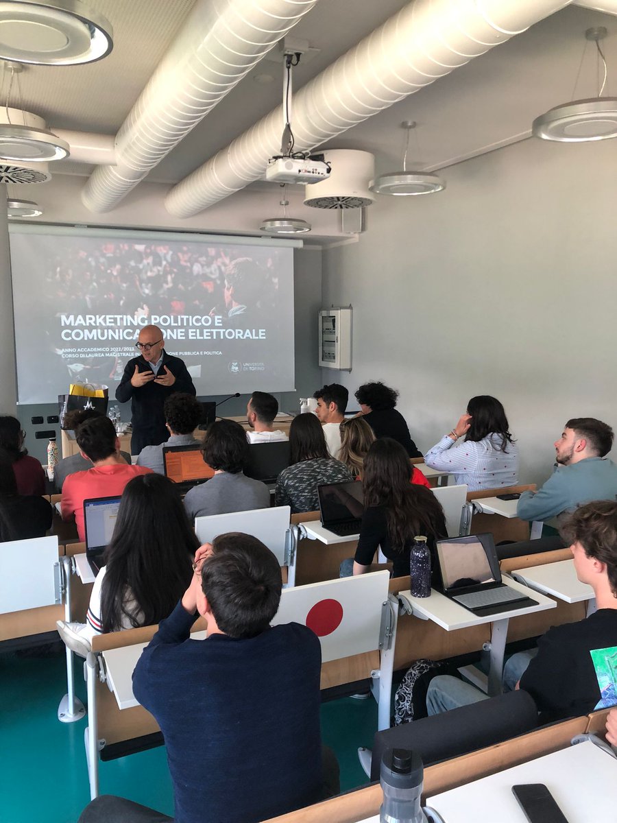 È stato un piacere condividere tre ore con gli studenti di Marketing politico e Comunicazione elettorale (Laurea Magistrale in Comunicazione Pubblica e Politica <a href="/unito/">Università di Torino</a>) a #Torino dialogando di comunicazione e di comunicazione politica. Grazie per l'invito, <a href="/Leri_ug/">Lorenzo Mauro</a>.
 #28Aprile