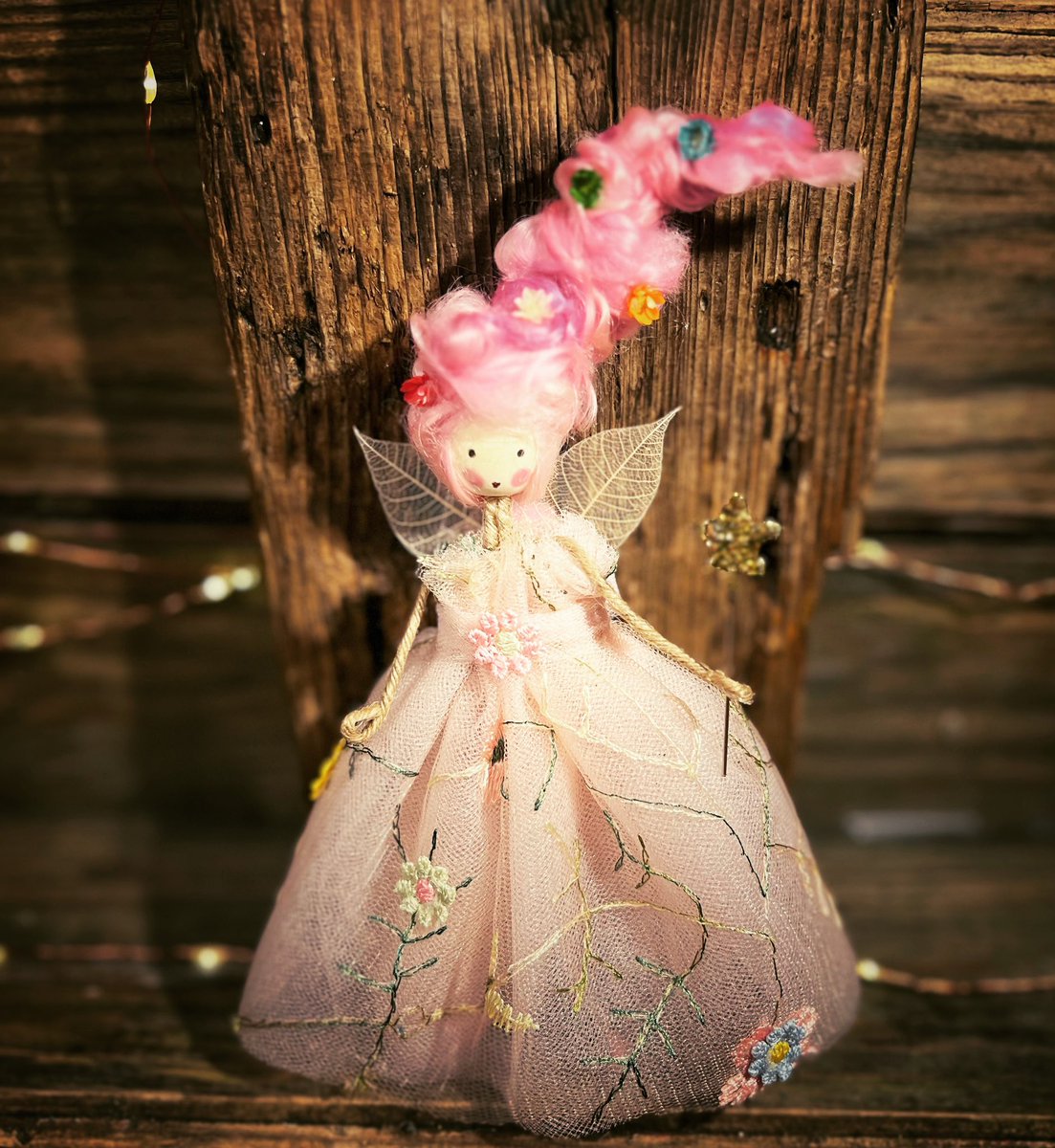 The Candy Floss Fairies are flying into Etsy at 7pm 🌸💕 

wildwillowfairies.co.uk 
#MHHSBD #TheCraftersUK #shopindie
