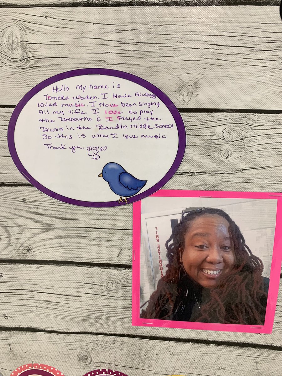 BookwormBuilder's tweet photo. Love love love this bulletin board our fabulous music teacher put together 🤍 who knew so many Lyons Farm staff members were so musical 🎶🎼🎵🎤🎸🥁🎹🎺🎻 (part 2) https://t.co/9KePYih0Xh