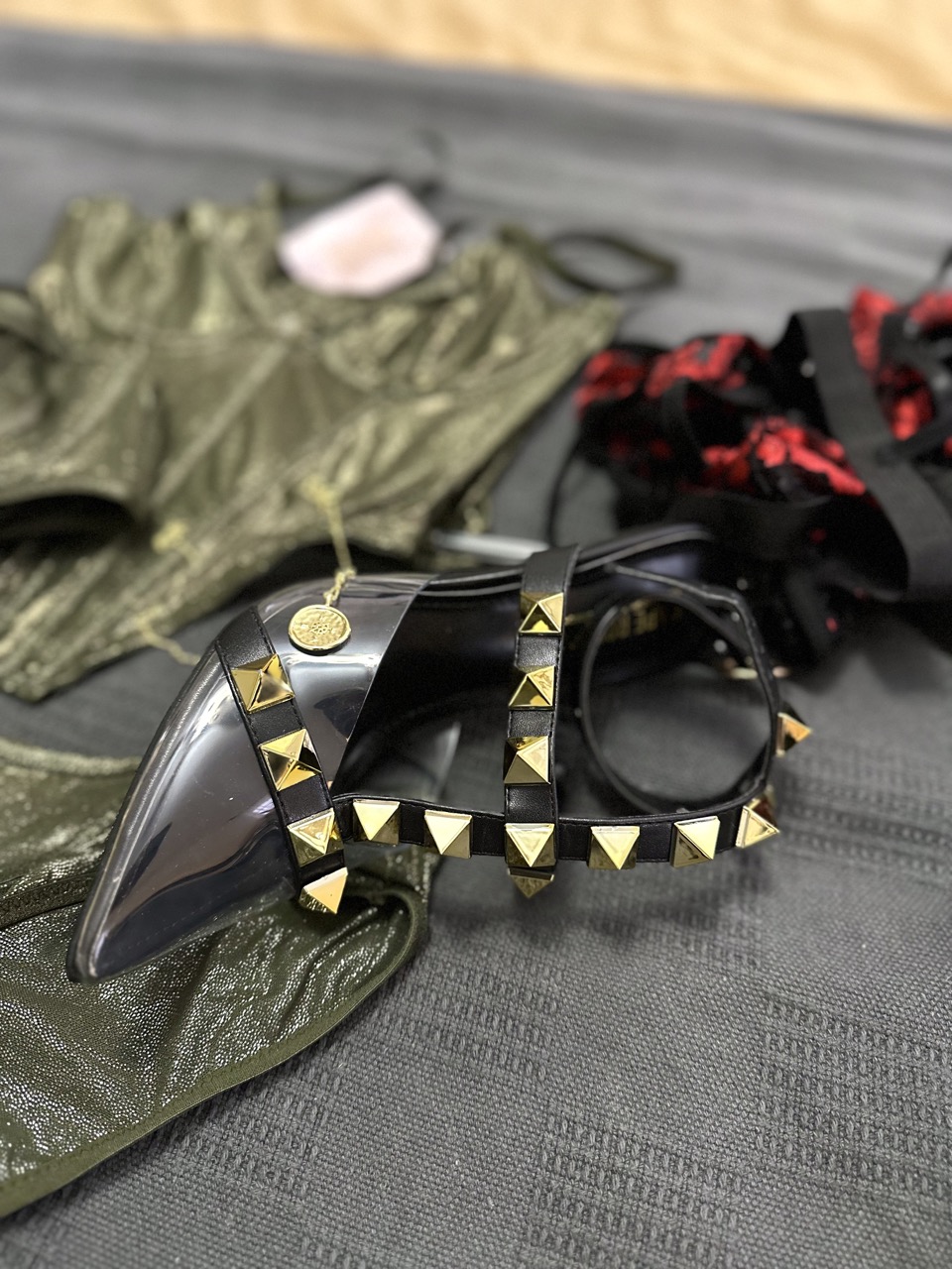 TW Pornstars - Yrsa Clicks 📸. Twitter. I have the best fans.. thanks Mike 🥰. 3:27 PM - 28 Apr 2023