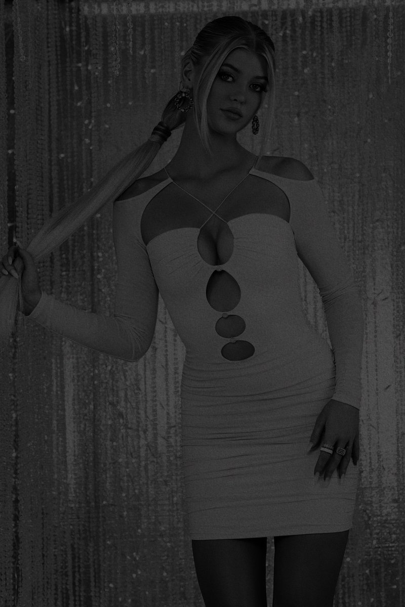 ✵ 　 *  　　 ✫  　

    .  ⋆   　
 ✹ . 　　　   　. 

“𝐃𝐚𝐭𝐞 𝐧𝐢𝐠𝐡𝐭.“
　 　 ✹  　 ˚  ·*   ✵