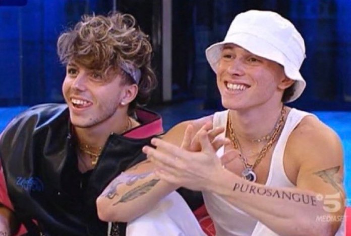 NicoleBellini7's tweet photo. LA FINALE CHE CI MERITIAMO E SE NON SARÀ COSÌ FACC NU BURDELL #amici22 #Amicispoiler https://t.co/D3315knlSg