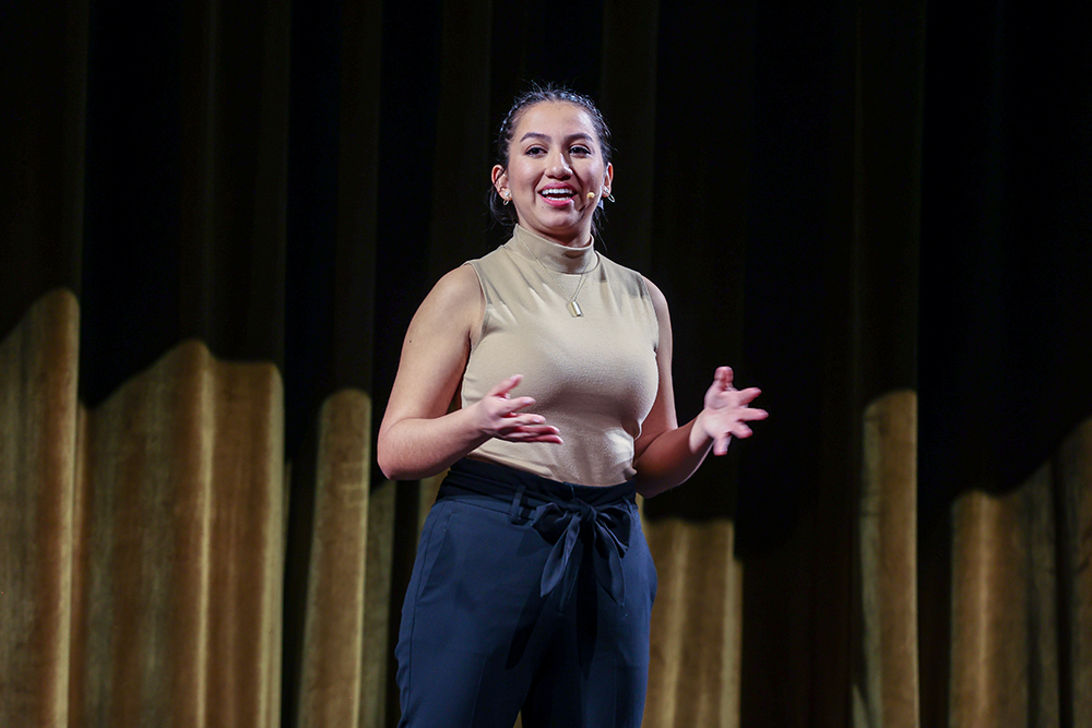 Villanova Graduate Studies (@vugradstudies) on Twitter photo Today, 4/28, at 3 pm <a href="/VillanovaChem/">Villanova Chemistry</a> grad student Eliana Uriona kicks off the northeastern region Three Minute Thesis competition! She'll be presenting her research on contaminated soils. Get the Zoom link here to watch and vote for people's choice! #3MT unh.zoom.us/j/95751071722 Today, 4/28, at 3 pm <a href="/VillanovaChem/">Villanova Chemistry</a> grad student Eliana Uriona kicks off the northeastern region Three Minute Thesis competition! She'll be presenting her research on contaminated soils. Get the Zoom link here to watch and vote for people's choice! #3MT unh.zoom.us/j/95751071722
