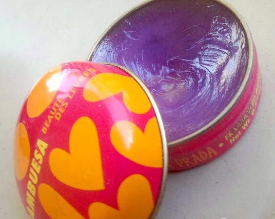 lusuaarezz's tweet photo. mucho nivea cherry pero hay una generación q no conoció esto y nunca nada lo igualará https://t.co/pO5FAiVImY