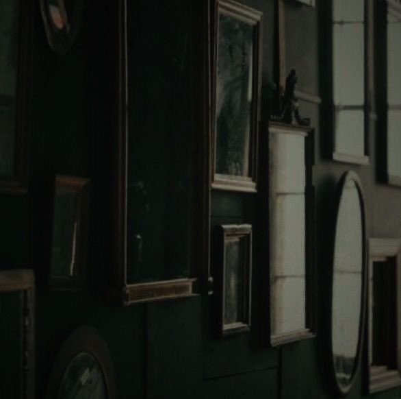 ㅤㅤㅤㅤㅤㅤ❥∬ 𝓡𝒐𝒍𝒆𝒔