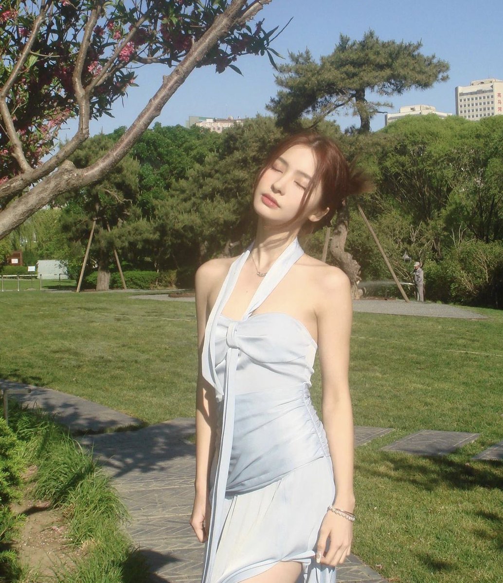 dollyfiles's tweet photo. sunkissed beauty ⛅️ https://t.co/V2ujulZpaz
