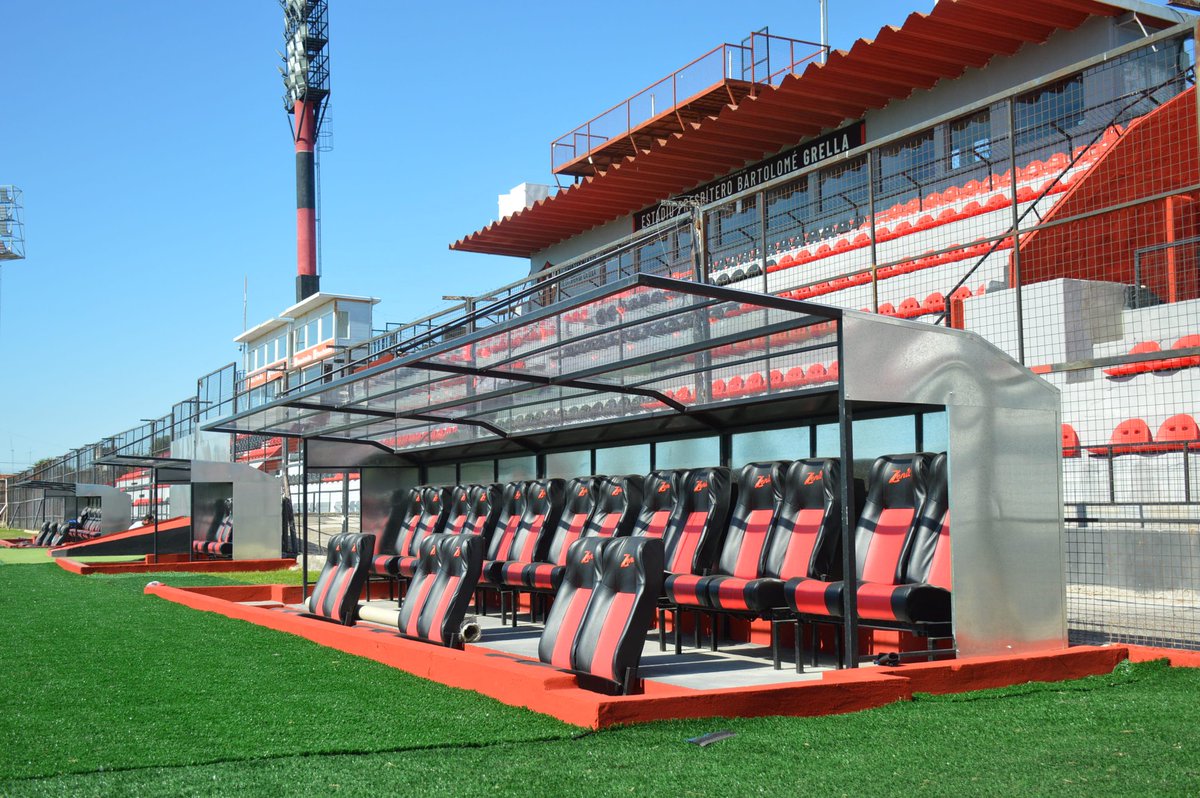 ClubPatronatoOf's tweet photo. 𝗘𝗹 𝗚𝗿𝗲𝗹𝗹𝗮, 𝗱𝗲 𝗔𝗺𝗲́𝗿𝗶𝗰𝗮 🏟️🌎

✅️ La CONMEBOL ha aprobado el recinto de Villa Sarmiento para recibir a @MelgarOficial el próximo jueves 4 de mayo

¡La CONMEBOL @Libertadores se jugará en casa! 🏚️❤️🖤 https://t.co/bSvoivmwpl