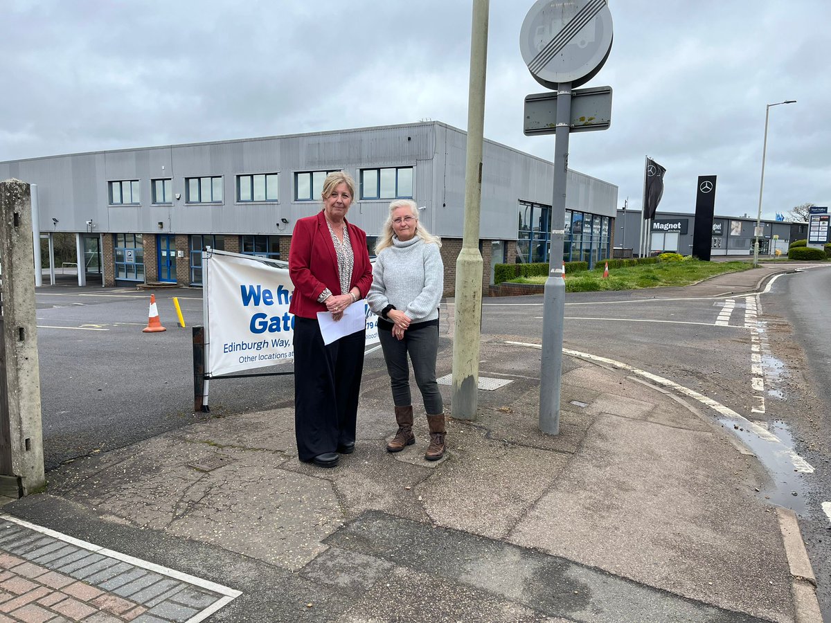 Visited a constituent in Bishop’s Stortford today with local councillor <a href="/shanemanning/">Shane Manning</a> to see and hear for myself the concerns about maintaining accessibility for her disabled daughter given the new Lidl development next door. I will do everything I can to address this.