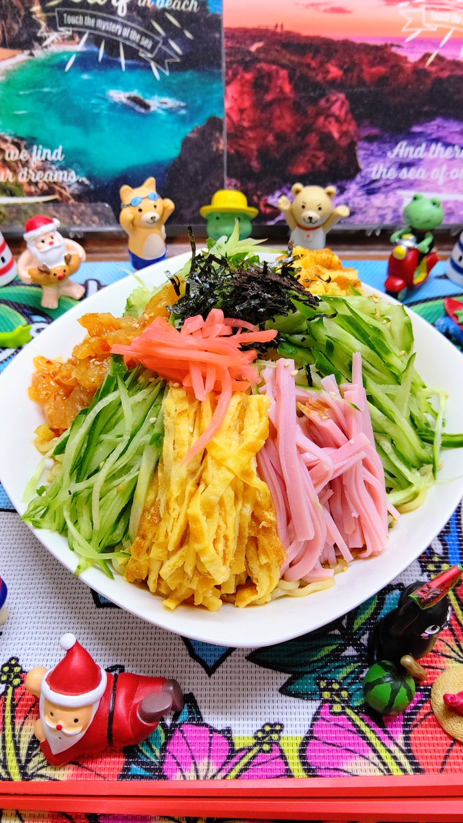singenki's tweet photo. #今日のごはん
冷やし中華はじめました🍥
#冷やし中華
生の中華麺+麺つゆ+酢+
胡瓜+錦糸卵(砂糖入)+ハム
+中華くらげ+胡麻+刻み海苔
飲物は麦茶と🍅じゅ〜す🍹
デザートは🍊
カニカマ入れ忘れました…🦀💦
#ごはん #料理男子 #おうちごはん
#家庭料理 #自炊 #cookart
#料理好きな人と繋がりたい https://t.co/oy5rmHlo7m