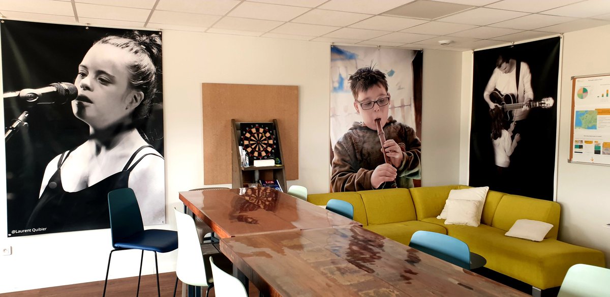 associationzicomatic tweet media