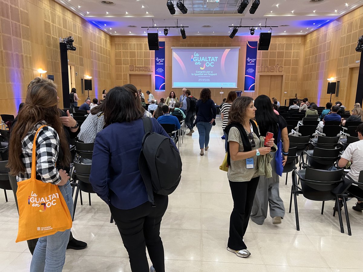 Tot a punt per a la cloenda del congrés #laigualtatenjoc a la sala d'actes de l’<a href="/inefcat/">Inefc</a> Barcelona. #quecorrilaveu