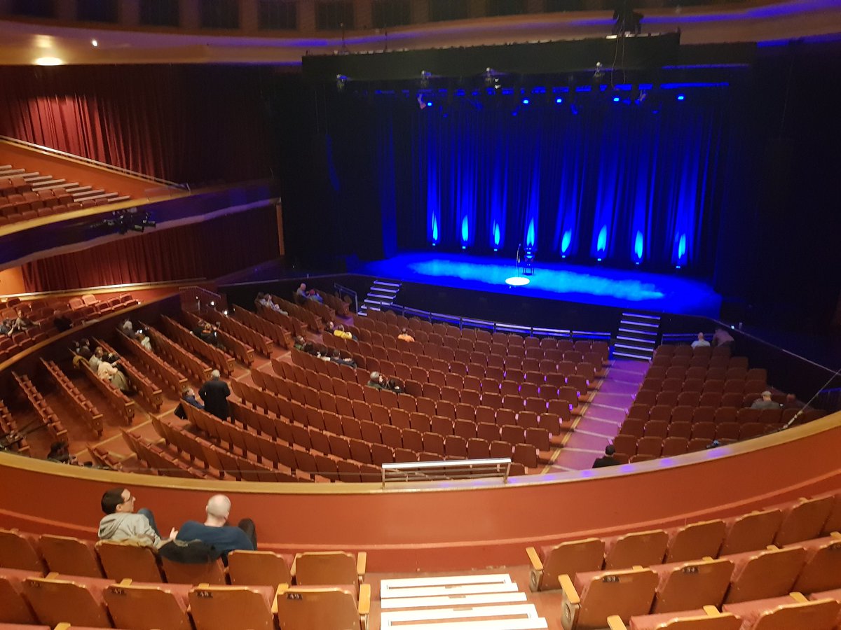 samphlett1's tweet photo. Did NOT want to turn up late for a #StuartLee show.
#BrightonDome https://t.co/VTBc8lvWpI