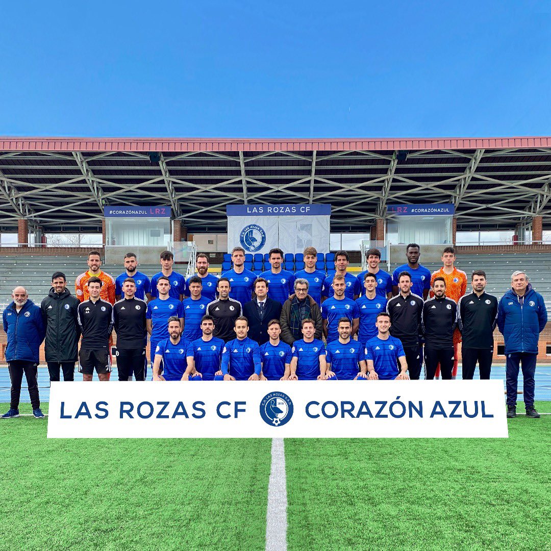 CarlosRdiguez17's tweet photo. GRACIAS @LasRozas_CF !!
2 temporadas de mucha ilusión, dedicación y esfuerzo máximo, decepciones, alegrías y rendimiento.
Sin el final deseado por todos, se cierra una etapa maravillosa de experiencias y crecimiento deportivo y humano; pero sobre todo, rodeado de mi familia,… https://t.co/Z67gLW67MV