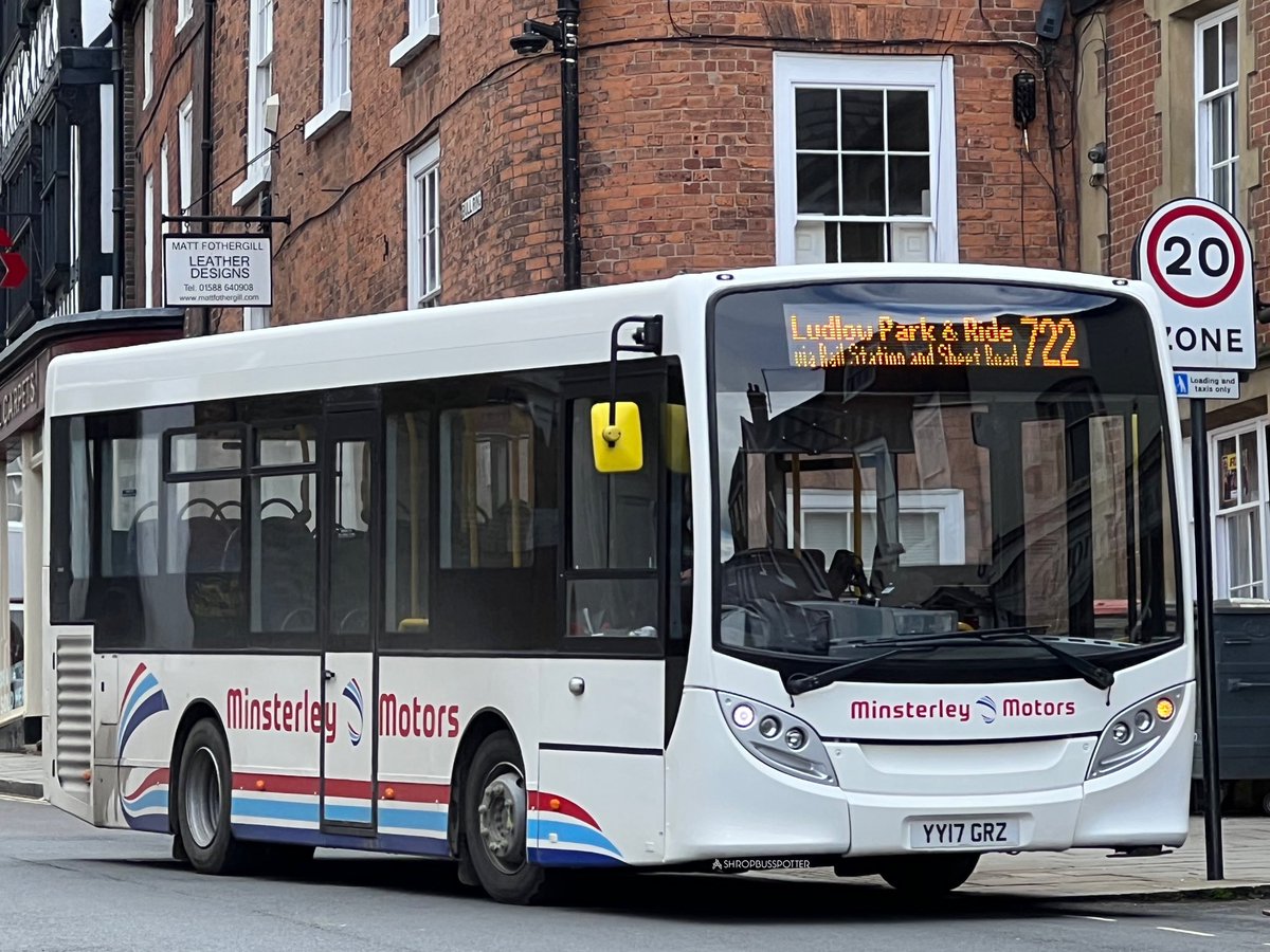 ShropBusSpotter's tweet image. Minsterley Motors ADL Enviro 200 Seen Parked Up In Ludlow On Service 722 Ludlow Park And Ride YY17 GRZ 📸🚌