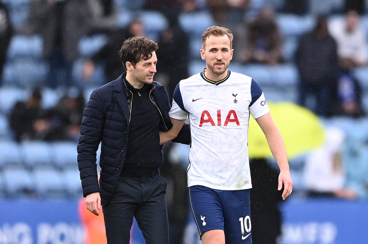 FabrizioRomano's tweet photo. Ryan Mason: “Here in England people don’t appreciate how good Harry Kane is. He’s really incredible. Watching as a coach, it's a pleasure”. ⚪️🏴󠁧󠁢󠁥󠁮󠁧󠁿 #THFC

“This country should appreciate we've got a really special talent. One of the best and most intelligent players in the world”. https://t.co/swv56Btmcz