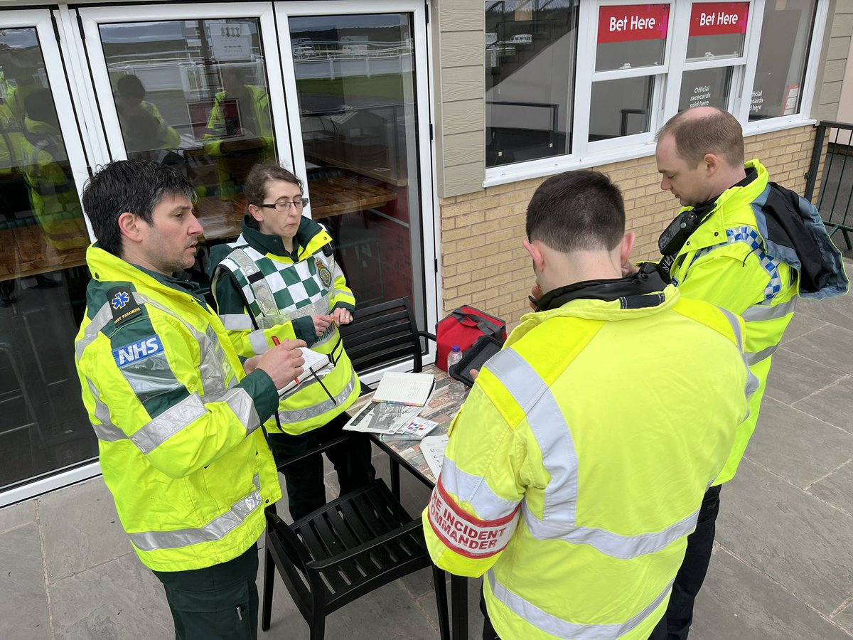 robertflute's tweet image. @WMParaEDurante Thanks Ed for your time today cracking @jesip in action @DSFireUpdates @ACFOGTaylor @DC_Police @swasFT #commandtraining #EPRR
