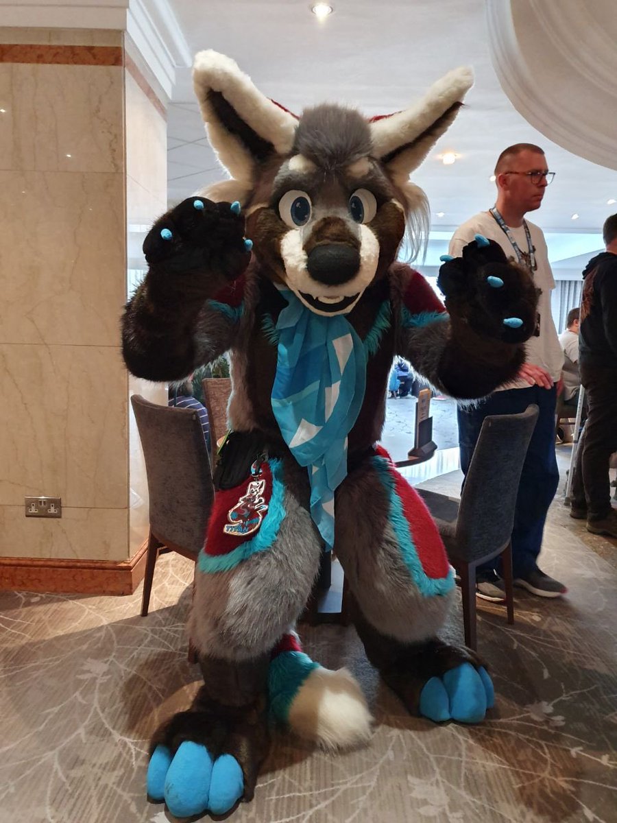 titanpandaroo's tweet photo. Soooon… #Cfz23 #DerpingIntensifies
#FursuitFriday https://t.co/CKWFxDvlWa