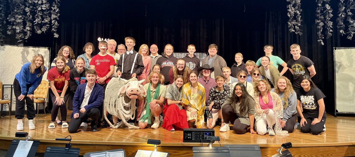 Happy Opening Night to <a href="/ACGChargers/">AC/GC HS</a>  Into the Woods!!

🐮🩸🌽👡

📅 Shows run April 28-30:
Friday-Saturday: 7pm
Sunday: 2pm

🎟️ Tickets: $8 adults/$5 students + can be purchased at the door.

🚨 Auditorium doors will open approximately 30 minutes before each show.