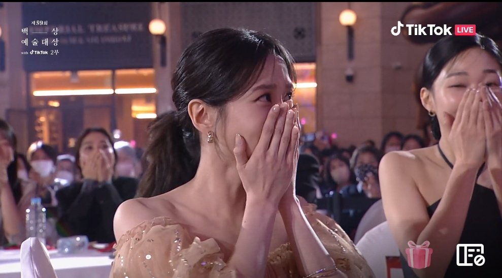 kdramatreats's tweet photo. Congratulations to #ParkEunBin for winning Daesang Grand Prize at 59th Baeksang Arts Awards 🏆 #BaeksangArtsAwards2023

Her priceless reaction is making me emotional 🥺 https://t.co/ZNoG23xhnj