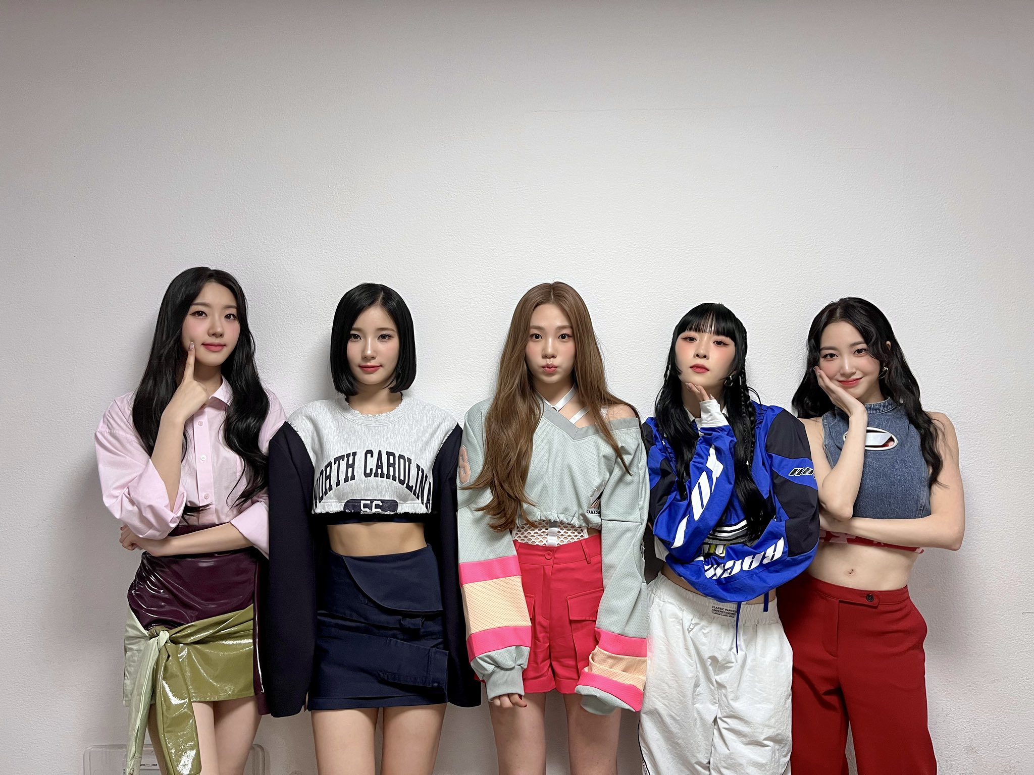 FuzGj-haEAEs2JS?format=jpg&name=large