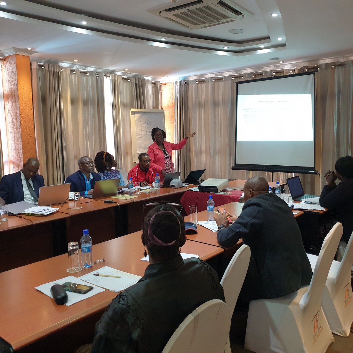 WindleKe_Som's tweet photo. Happening now: WIK joins other Education partners at the Migration Summit Workshop in Nairobi,a collaborative open forum organized by the @uonbi
DEMPCS department on designing&implementing quality &inclusive refugee programs.
#EducationForAll
#RefugeeEd https://t.co/ZKsDr7M31O