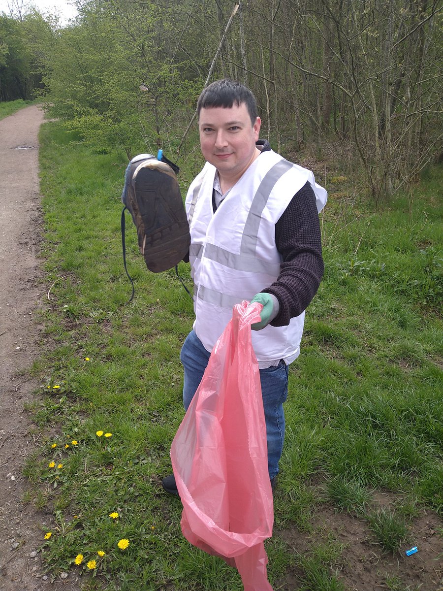 Coop Franchise OPS team really enjoying our charity litter pick in Brierley Forest Park. But how does someone lose a shoe? <a href="/CoopFranchise/">Martin Rogers</a> <a href="/ARNaqvi272/">Adnan Naqvi</a> <a href="/Georgiegmb007/">Georgie Brennan</a>