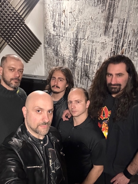 METALWAVEItaly's tweet image. KALEDON: annunciata la nuova line-up metalwave.it/news-leggi.php… #metalwave #metalmessage #KALEDON