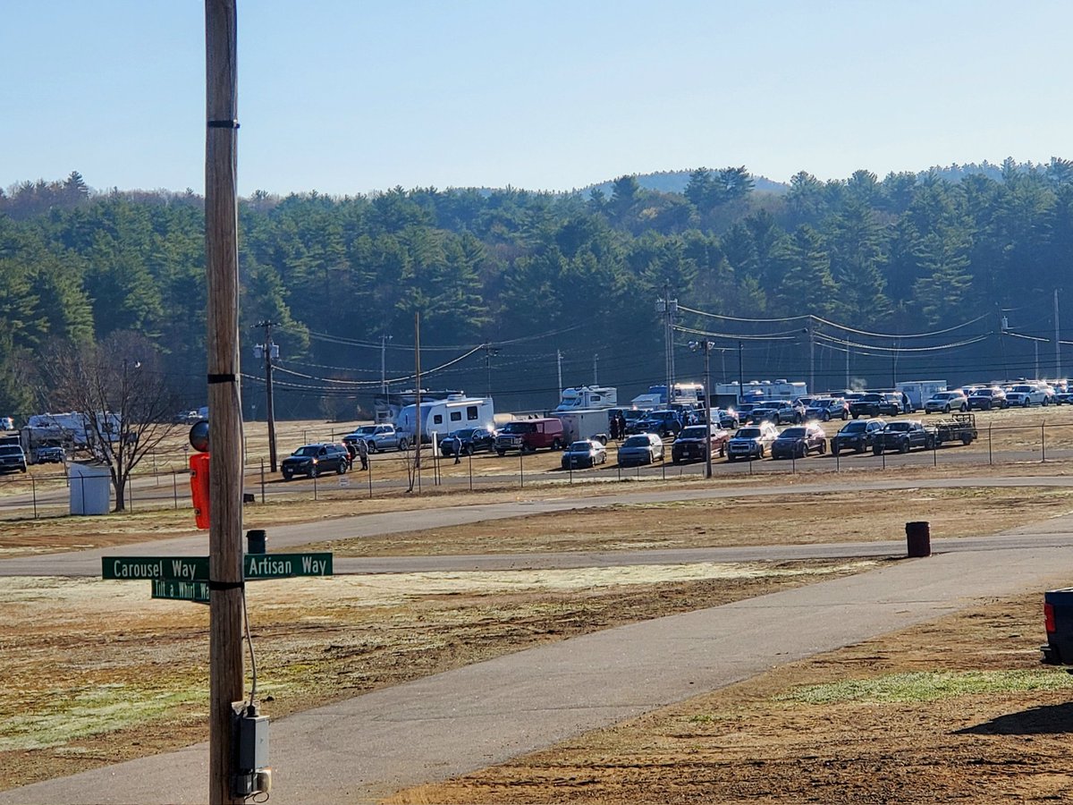 What a perfect day for some #hamradio fun! Are you in line yet?
