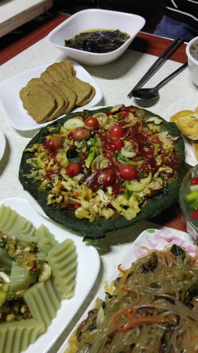 Herb pizza
#veggies