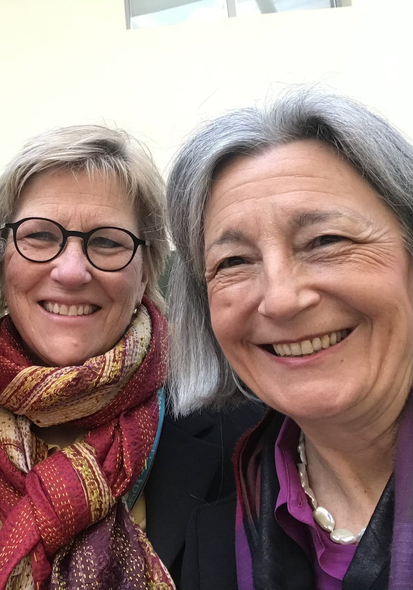 Penny Newman (@pennynewm) on Twitter photo Amazing two days on women in medicine <a href="/RCSnews/">The Royal College of Surgeons of England</a> <a href="/RCPEdin/">Royal College of Physicians of Edinburgh</a> and also lovely to remember fondly my kind inspiring friend and neighbour Clare Marx who was with us in spirit and mentioned by so many. What a legacy. There are so many GREAT women <a href="/DacreJane/">Dame Jane Dacre</a> <a href="/carriemacewen/">Carrie MacEwen</a> @HelenStokesLam Amazing two days on women in medicine <a href="/RCSnews/">The Royal College of Surgeons of England</a> <a href="/RCPEdin/">Royal College of Physicians of Edinburgh</a> and also lovely to remember fondly my kind inspiring friend and neighbour Clare Marx who was with us in spirit and mentioned by so many. What a legacy. There are so many GREAT women <a href="/DacreJane/">Dame Jane Dacre</a> <a href="/carriemacewen/">Carrie MacEwen</a> @HelenStokesLam