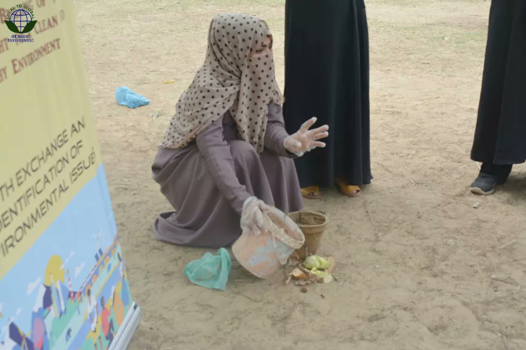 LocaltoGlobalPK's tweet photo. From Waste to Wonder: Youth Inspires Eco-Friendly Recycling through Composting &amp; Eco-Brick Making Demo!" A potential youth led an engaging session on organic waste management, realizing the potential of turning trash into treasure! https://t.co/eLd3aeLU97