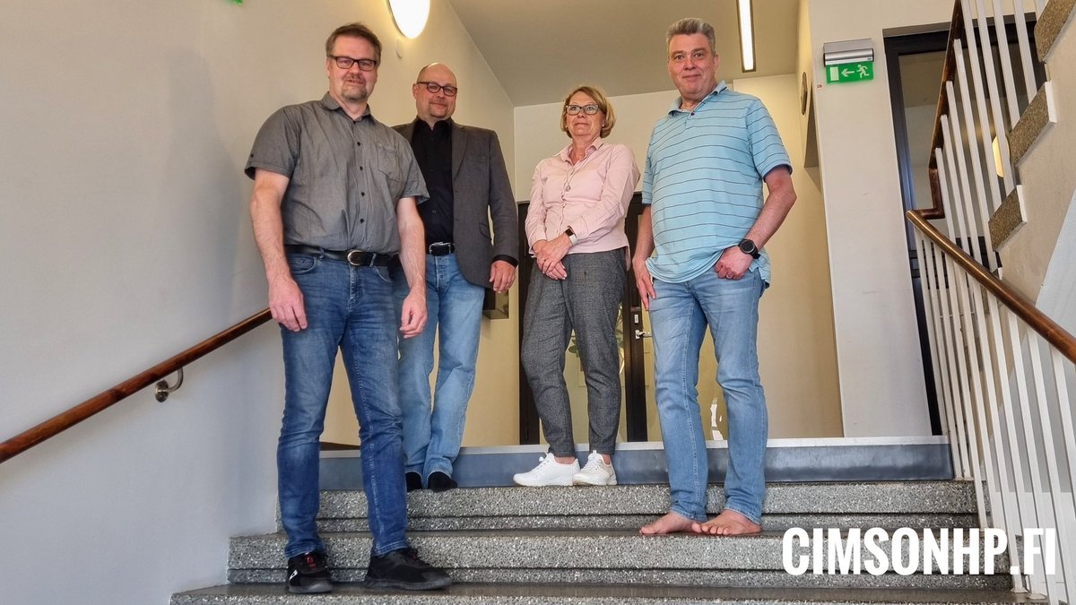 CimsonHP's tweet photo. Cimsonin rekrytointikonsultit ovat täällä auttamassa yrityksiä löytämään parhaat osaajat! Meiltä saat ammattitaitoista ja henkilökohtaista palvelua, jotta rekrytointiprosessisi sujuu mahdollisimman vaivattomasti. Yhdessä löydämme sinulle ne osaajat, joita yrityksesi tarvitsee! https://t.co/qcpmTCdICv