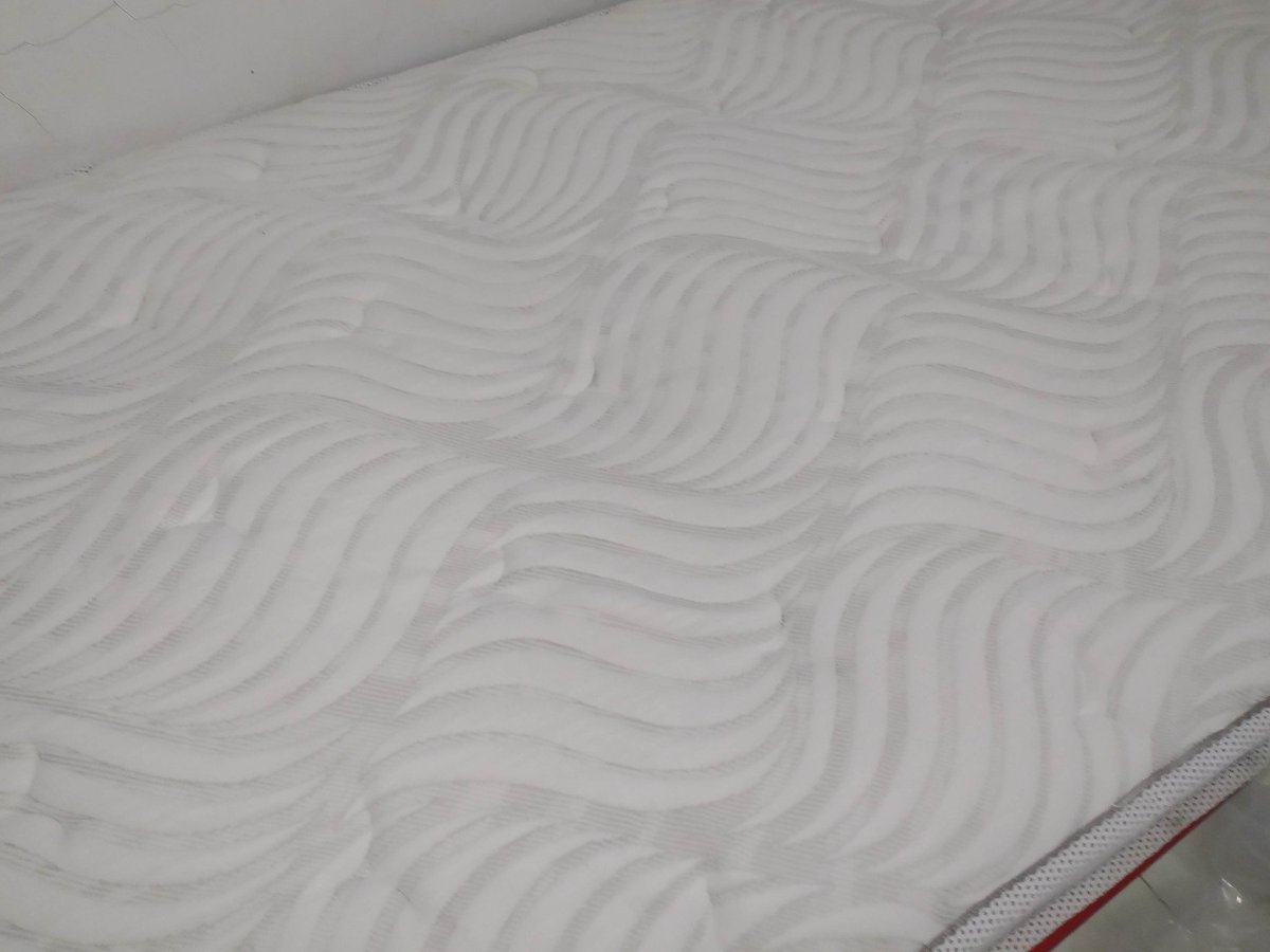 wolfsunnns's tweet photo. ✨✨ Review Kasur Springbed Ameera Coolvie Plush Top 12'  ✨✨ https://t.co/4gFfXnjIWy
