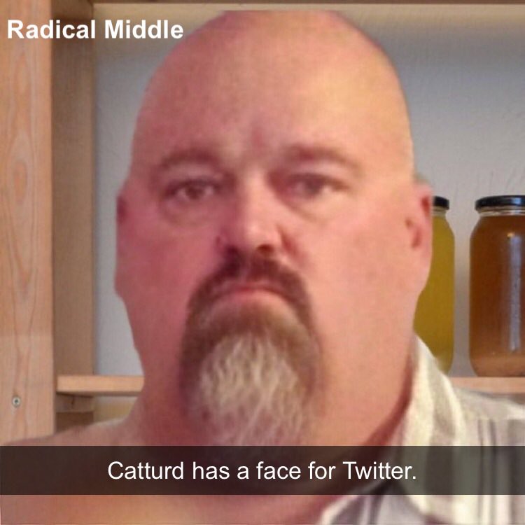 RadicalMiddles's tweet photo. Lol @catturd2 makes fun of people for being ugly… #GlassStone https://t.co/1zM8bLnVa0