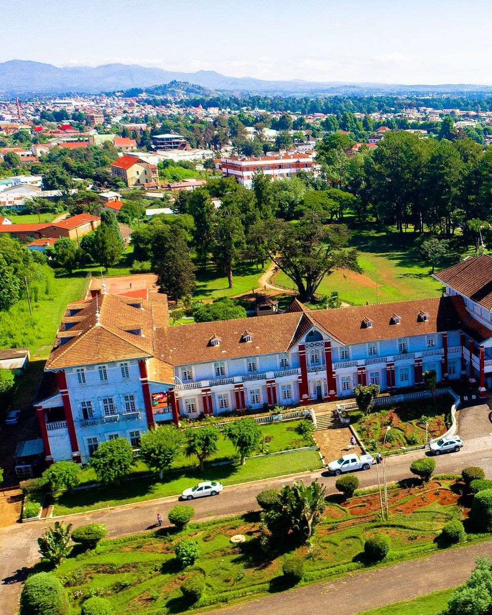 IleMadagascar's tweet photo. Take a break in Antsirabe, the perfect destination for relaxation. ❤

📸 ©https://t.co/a00AUmfSFU

#MyMadagascar #VisitMadagascar #antsirabe https://t.co/9hJe10jsks