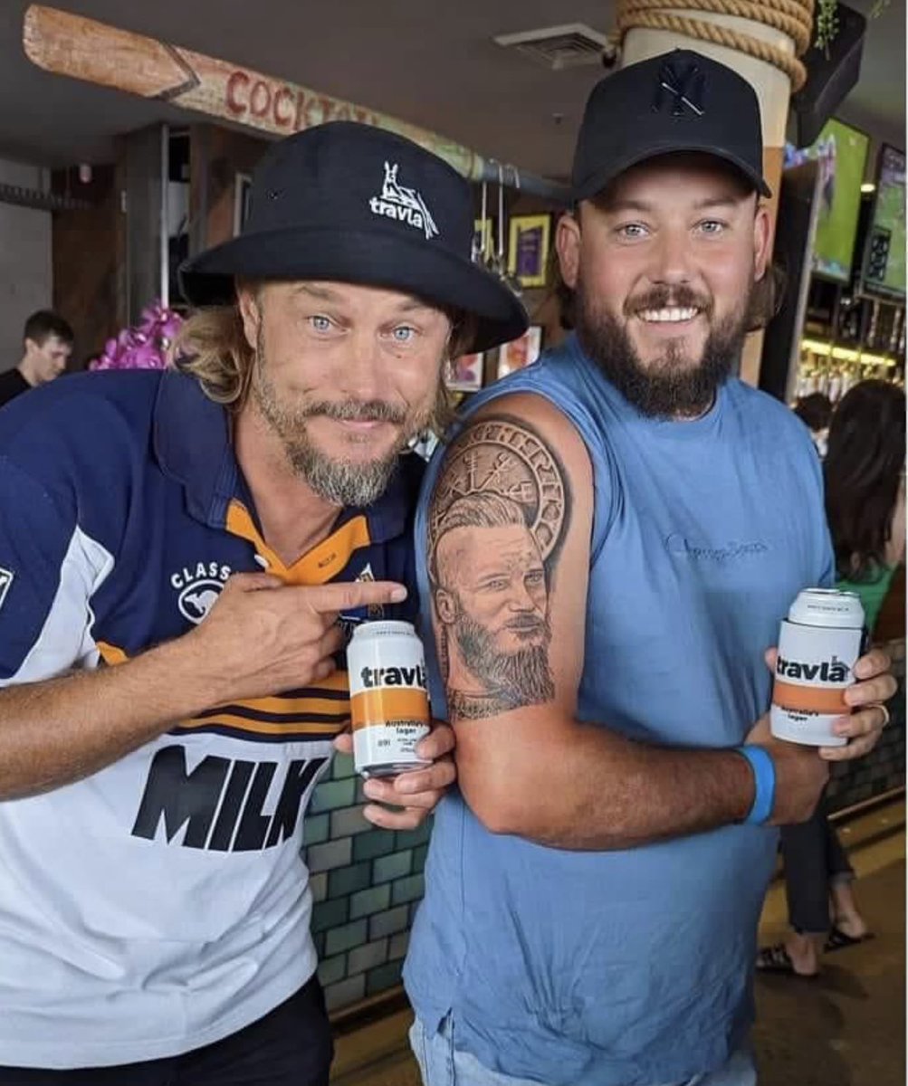 Ragnarr Loðbrók tweet media