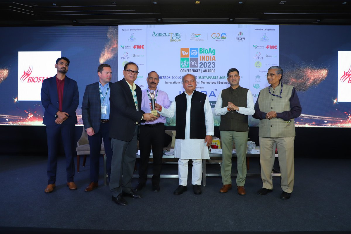 The Winners of the #BioAgIndia2023 Awards.
1. India #Leadership Award – @PIIndustriesLtd
2. BioAg #CEO Award – Mr DEBABRATA SARKAR @AlgaEnergy 
3. #Policy Leadership Award – Dr. @malhotraskraj
4. #Innovation Award – @PriviLife 
5. #Market Impact Award – @biostadt 

#trending