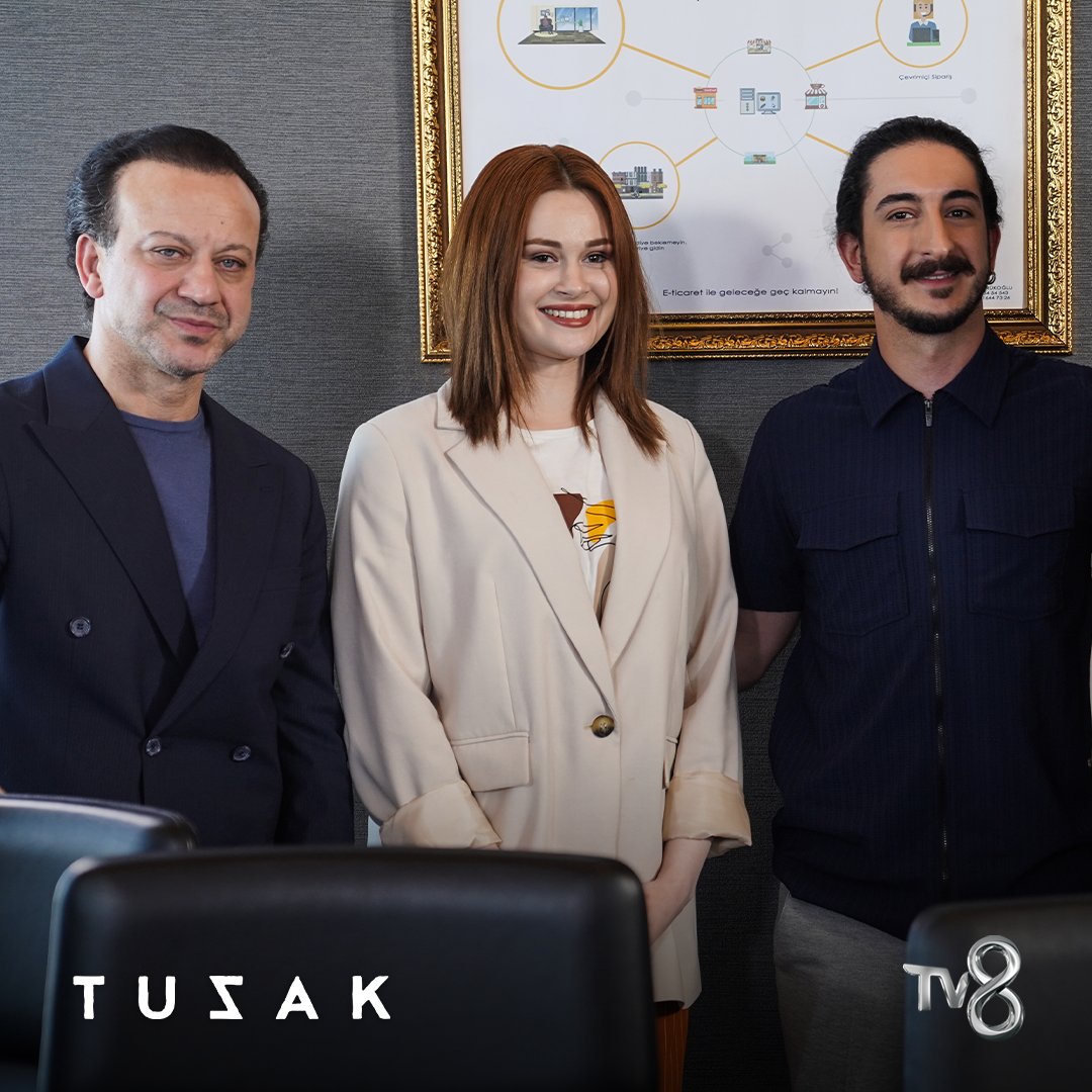 Final setimizden tatlı karelerimiz ❤️

#Tuzak final bölümüyle bu akşam <a href="/tv8/">tv8</a>’de 💥
<a href="/acunmedya/">ACUNMEDYA</a> <a href="/Fabrikayapim/">Fabrika Yapım</a>