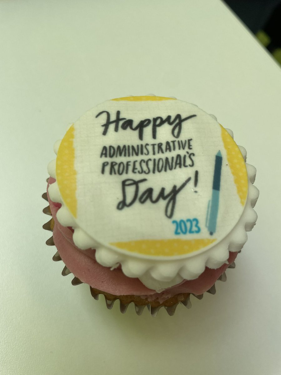 Lorraine (@lorrainetuohy1) on Twitter photo International Administration Day celebrations in Ennis Hospital. A small token to show our appreciation to our administration staff for all their hardwork #internationaladminidtrationworkersday #valueyourstaff <a href="/HSEvalues/">HSE Values in Action</a> <a href="/ULHospitals/">Follow @HSEMidWest</a> International Administration Day celebrations in Ennis Hospital. A small token to show our appreciation to our administration staff for all their hardwork #internationaladminidtrationworkersday #valueyourstaff <a href="/HSEvalues/">HSE Values in Action</a> <a href="/ULHospitals/">Follow @HSEMidWest</a>