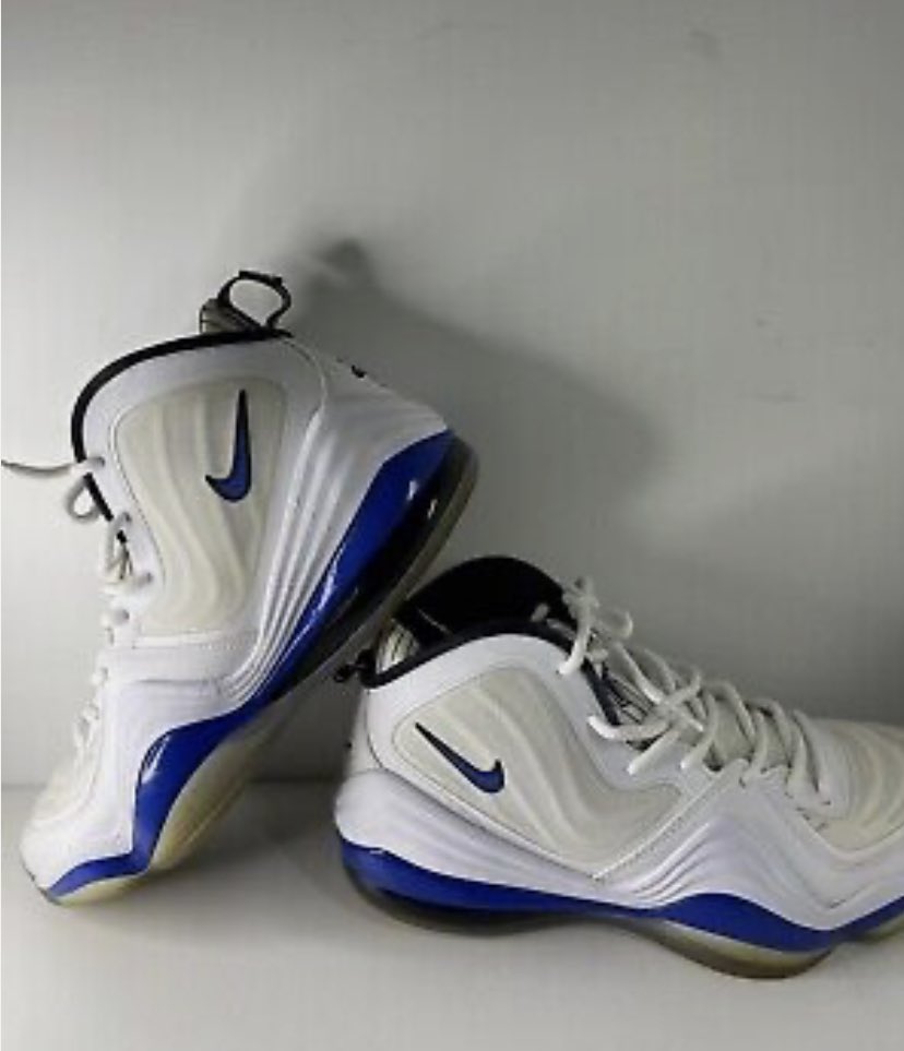 🔥👟 Get your sneaker game on point with Nike Air Penny 5 Orlando Home Men's 10.5! 🏀💪🏽 Don't miss out on this dope sneaker, perfect for ballin' out or just looking fly. 🤩✨ #NikeAirPenny5 #MensSneakers #BasketballShoes #FreshKicks #SneakerHeads #DopeSneakers #LINKINBIO 🔗💻