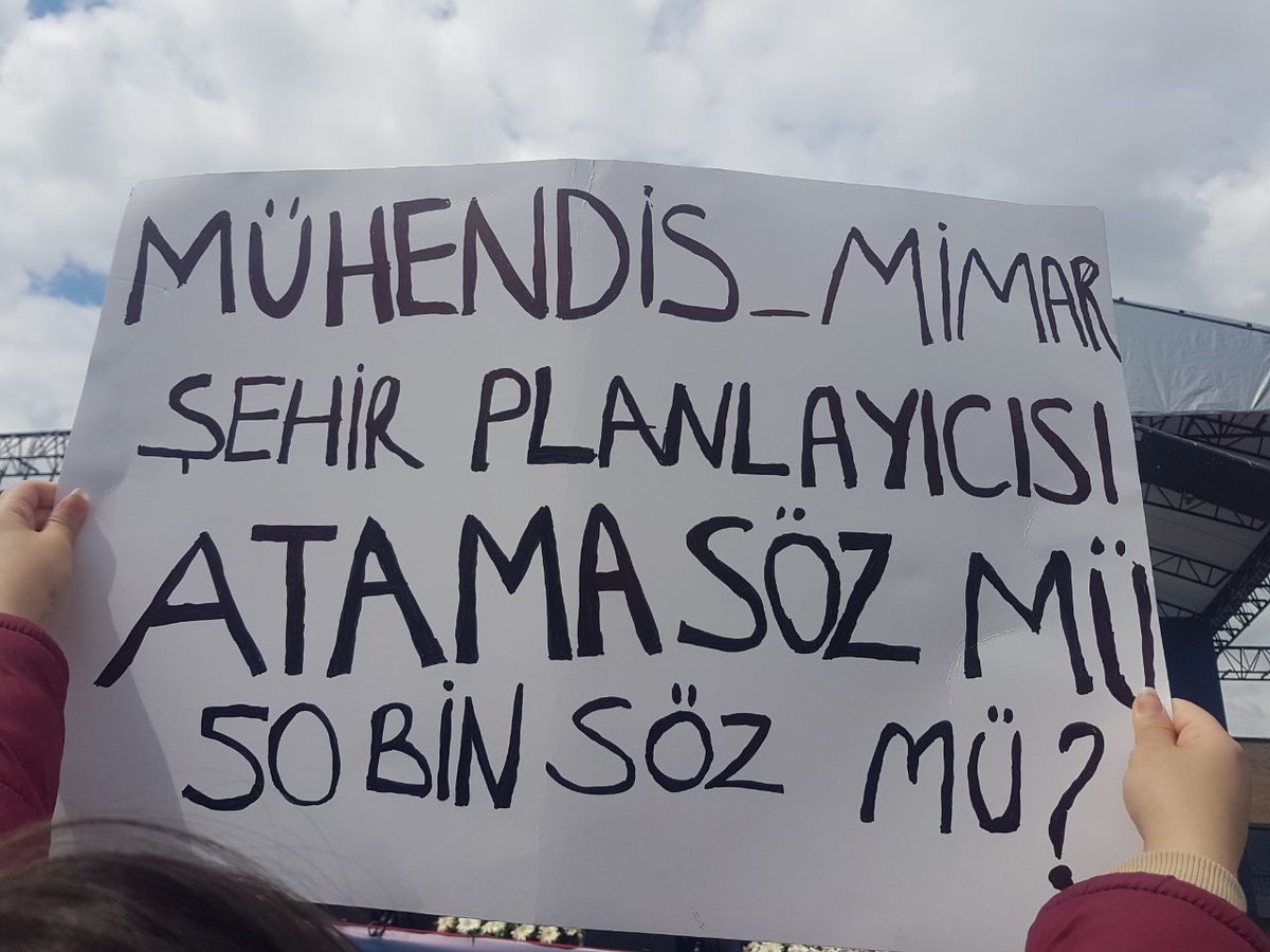 Koaceliden...
Sesimizi duyurmaya devam. O atamayı alacaz. 
<a href="/kilicdarogluk/">Kemal Kılıçdaroğlu</a>