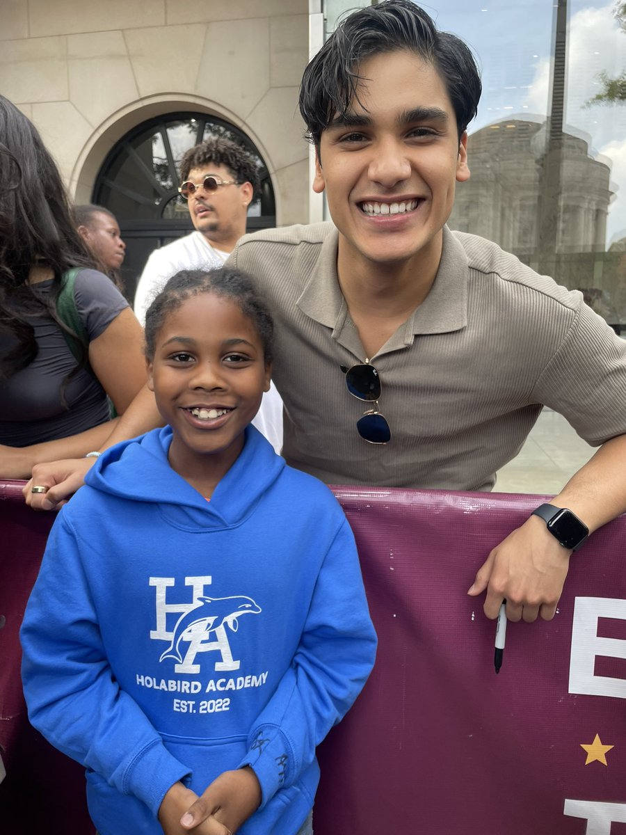 MsBowersMusic's tweet photo. We had the most amazing trip to DC @BroadwayNatDC to see Aladdin on Broadway in advance of our own performance of Aladdin Kids! Thanks to everyone at the National Theater who helped make this possible—this was truly a highlight of the school year! ❤️🎭🎟️🎶 https://t.co/9BGDjPAl5P