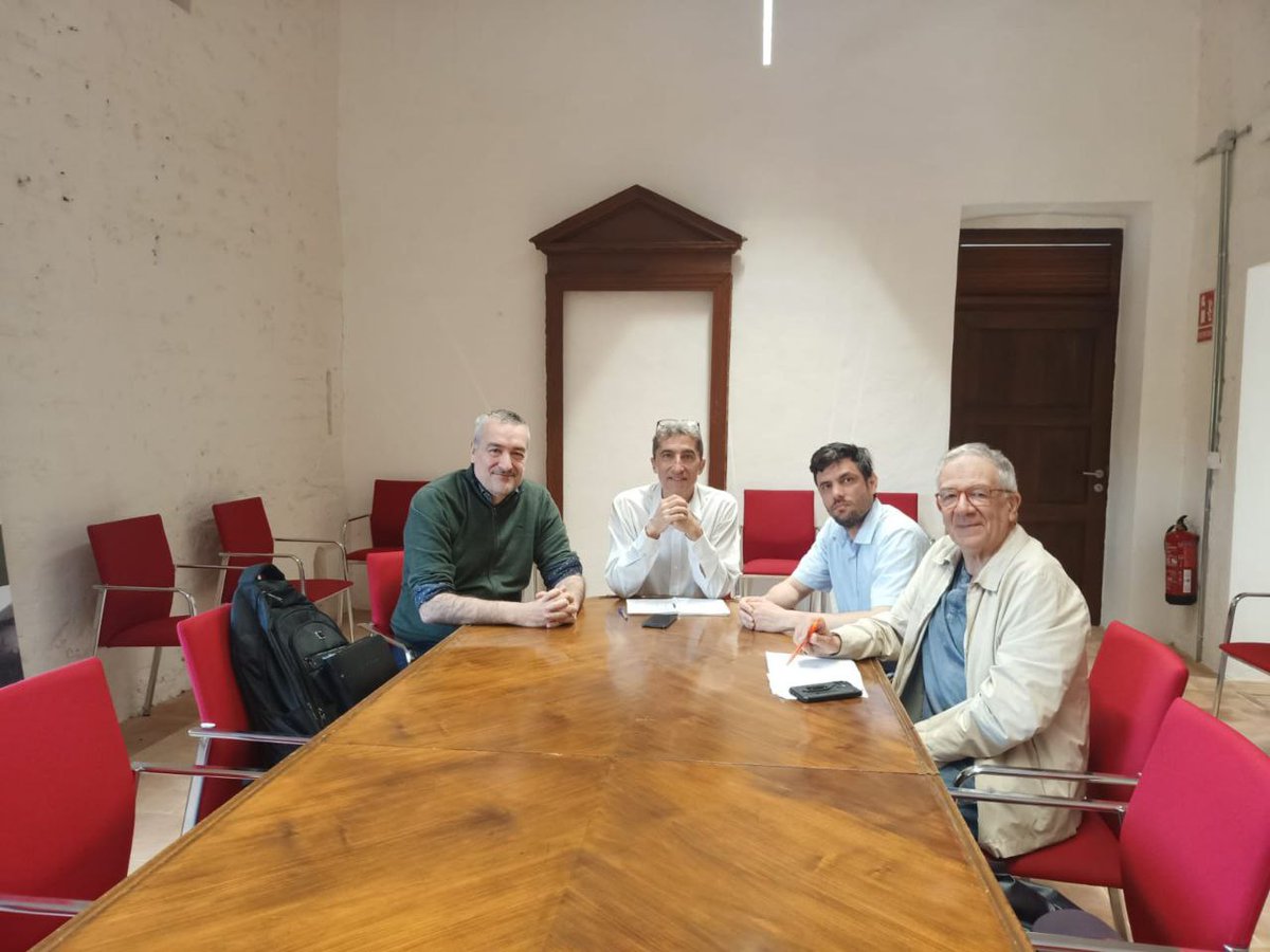 Energesis's tweet image. ▶️Seguimos con las reuniones para avanzar en proyectos de #sensorización en la huerta 🌱de Campanar.
📸En las fotografías, instantáneas de la reunión celebrada en la L&apos;ALQUERIA DELS MOROS con participación del @consellhorta, #TaulaperlaPartida, @Energesis y @UPV 👏