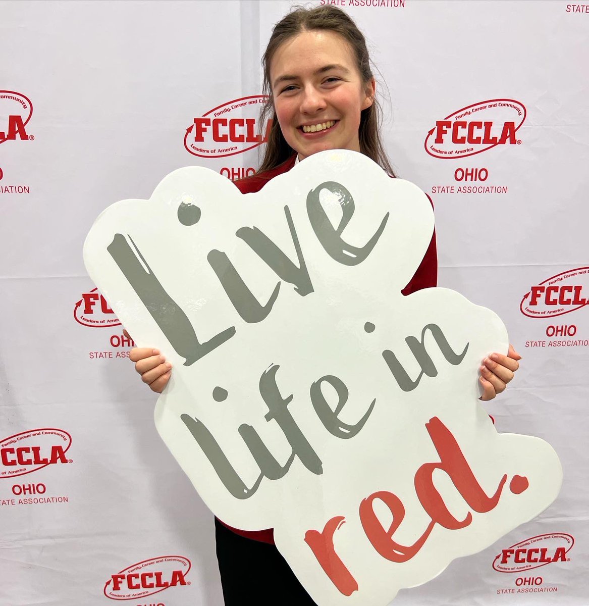 Living life in RED ♥️ at <a href="/FCCLAOhio/">Ohio FCCLA</a> SLC  #OhioFCCLA