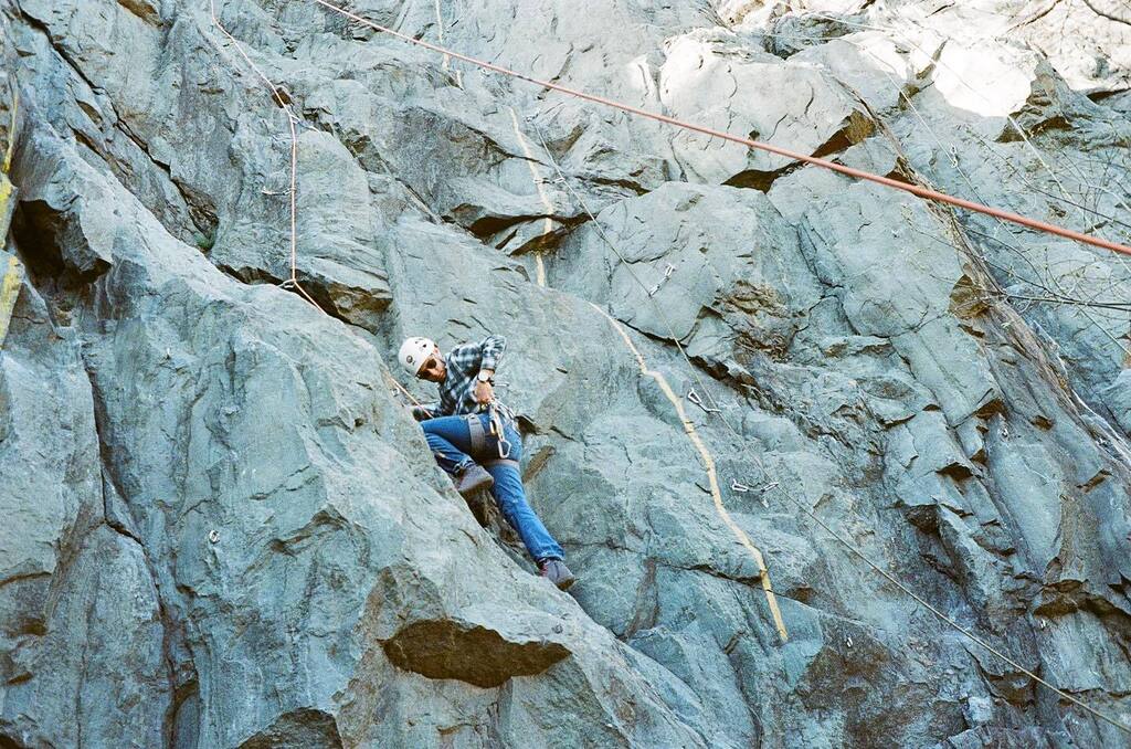 gian_gonella's tweet photo. Saliteci voi con le Camper lisce...😅⁠
⁠
🎞️ Lomography Color Negative 400 iso⁠
⁠
#lomo400 #lomocn400 #lomography400 #analoguemountains #filmphotomag #analogic #grains #negativemag #upgradetofilm #mountainsonfilm #campershoes #climb #35mm #noedit #… https://t.co/Keb3qFsyy0 https://t.co/GLaSw3LN5a
