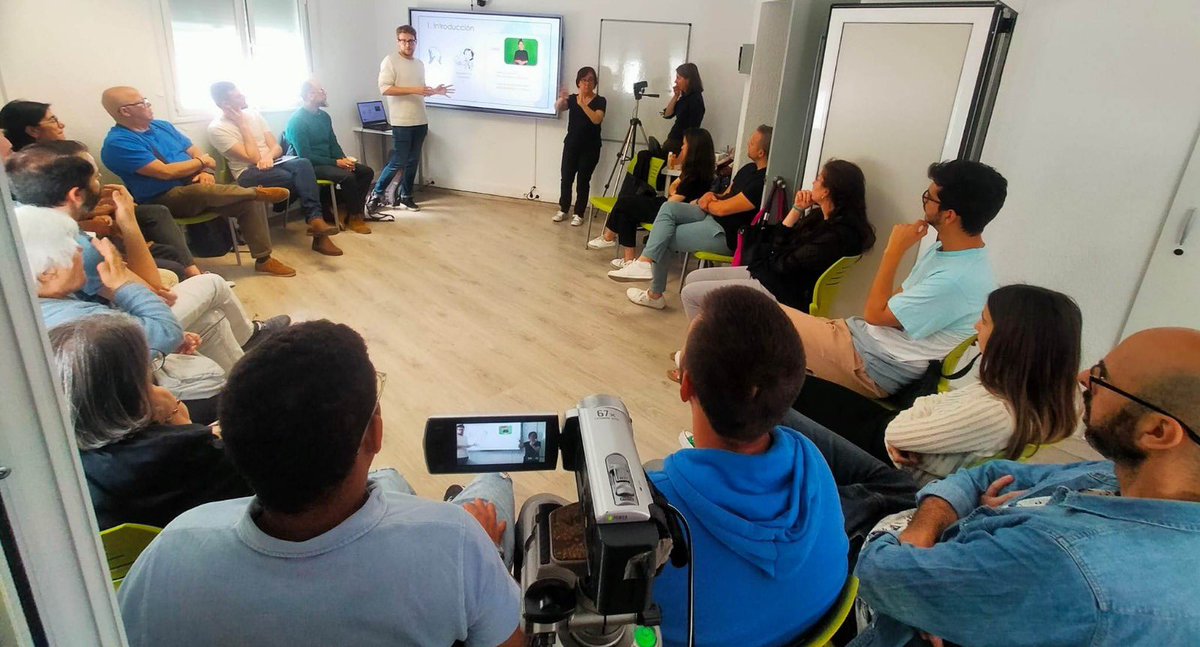 FeSorCam tweet media