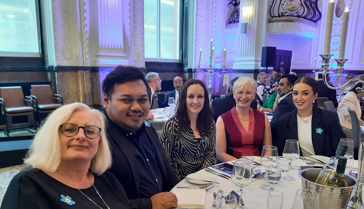 QUB School of Nursing and Midwifery are shortlisted and at the Dementia Hero Awards  2023!